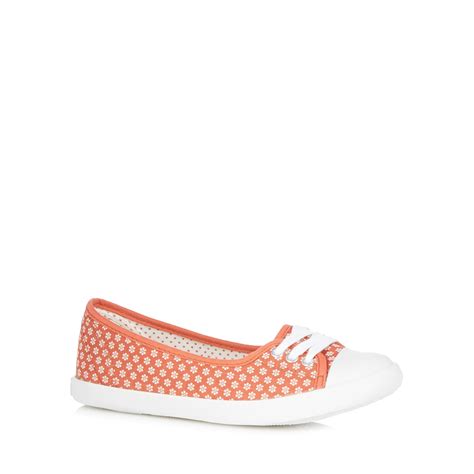 mantaray shoes women's.